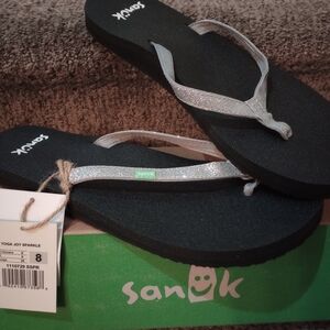 Sanuk Women's Glittery Black Sandals